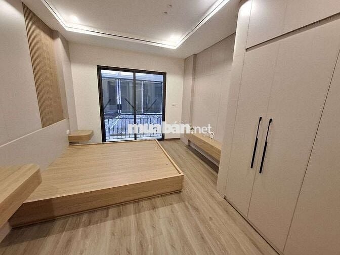 BÁN NHÀ SIÊU ĐẸP CỰ KHỐI LONG BIÊN 5 TẦNG FULL NỘI THẤT GIÁ CHỈ 5,X TỶ