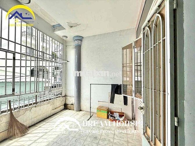 GIÁ SIÊU RẺ NGAY F15, Tân Bình-CỬA SỔ THOÁNG- CÓ BẾP VÀ TOLET NGOÀI