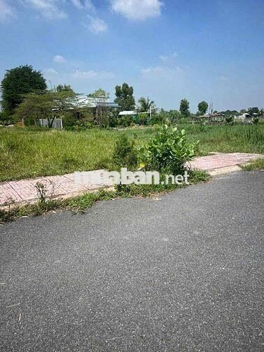 Bán đất kDC 5 hiệp ,tân lân ,cần đước,giá 1,8tỷ ,83,2m,Nhận ký gửi Đất