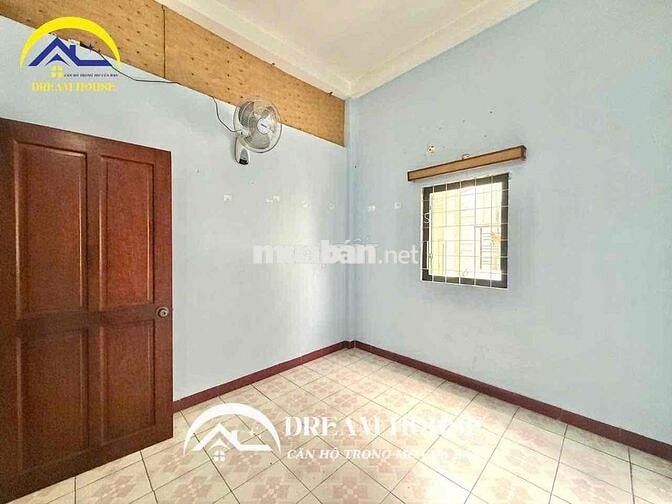 GIÁ SIÊU RẺ NGAY F15, Tân Bình-CỬA SỔ THOÁNG- CÓ BẾP VÀ TOLET NGOÀI