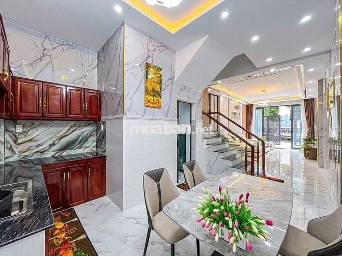 Bán nhà đẹp 2 lầu khu Hưng Phú Mới