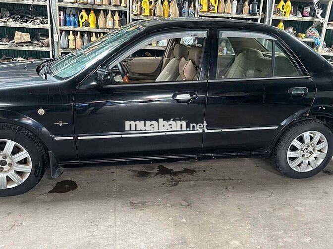 Ford Laser 2004 GHIA 1.8 AT - 12000 km