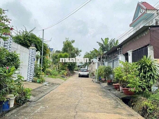 Đất Tân An mặt tiền Dx 108 xây trọ ok 6x27 đường 4m giá rẻ