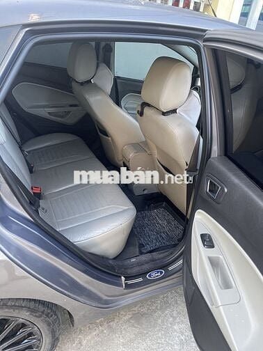Ford Fiesta 2014 Titanium 1.5 AT - 100000 km