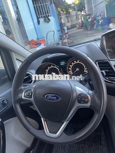 Ford Fiesta 2014 Titanium 1.5 AT - 100000 km