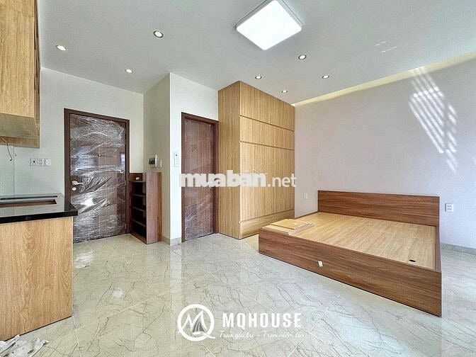 CHDV full nội thất tách bếp mới 100% ban công, máy giặt riêng thoáng