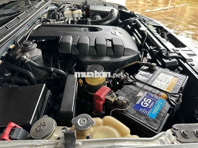 NISSAN NAVARA 2013 XE 2.5AT 4WD NHẬP THÁI