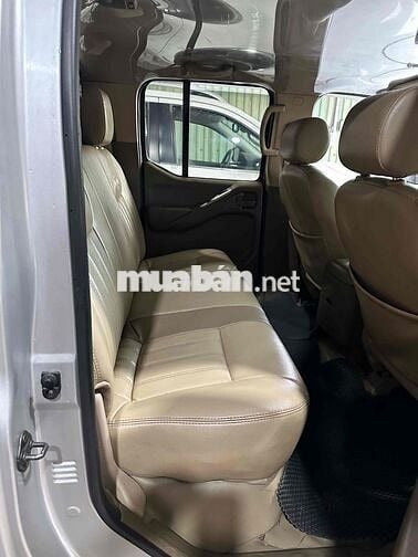 NISSAN NAVARA 2013 XE 2.5AT 4WD NHẬP THÁI