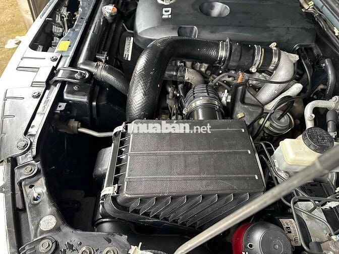NISSAN NAVARA 2013 XE 2.5AT 4WD NHẬP THÁI