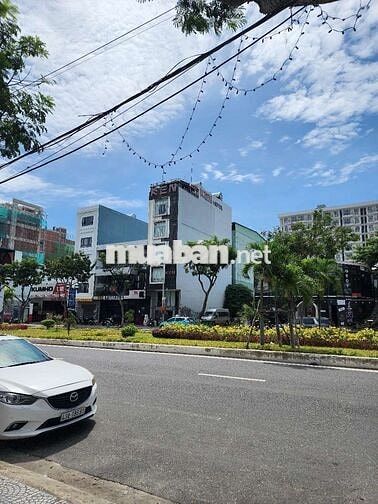 Đất Đường Cách Mạng Tháng 8 DT 250 gần Hội Chợ Triễn Lãm