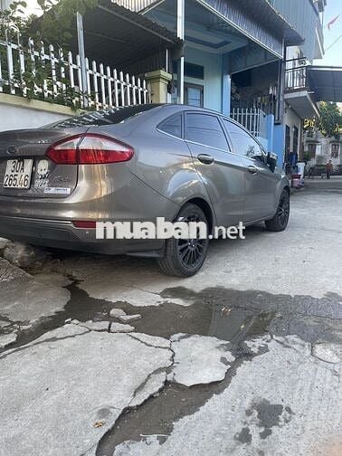 Ford Fiesta 2014 Titanium 1.5 AT - 100000 km