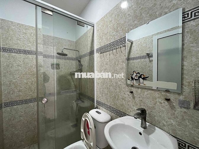 CHO THUÊ PHÒNG BAN CÔNG FULL NỘI THẤT GẦN CÔNG VIÊN LÀNG HOA - GÒ VẤP
