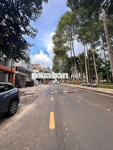 BÁN NHÀ ĐƯỜNG HOÀNG VĂN THỤ – ĐỐI DIỆN CÔNG VIÊN PHÙ ĐỔNG