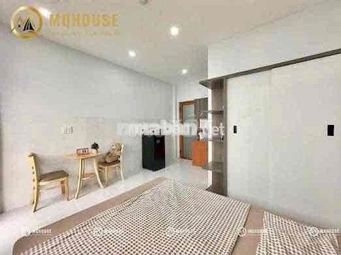 CĂN HỘ BAN CÔNG CỬA SỔ TRỜI NGAY TRUNG TÂM TÂN PHÚ