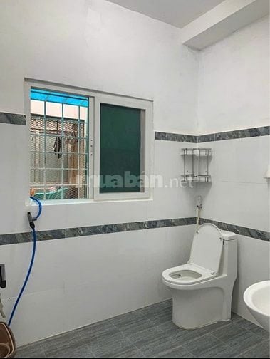 Chung cư Q1, Nguyễn Trãi, P. Nguyễn Cư Trinh, 89m2, 3PN, 12tr/th.
