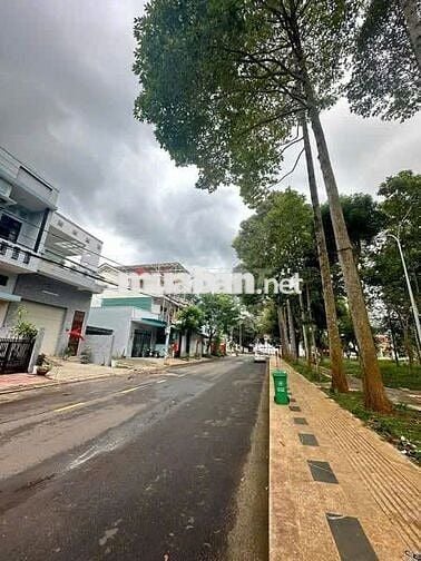 BÁN NHÀ ĐƯỜNG HOÀNG VĂN THỤ – ĐỐI DIỆN CÔNG VIÊN PHÙ ĐỔNG