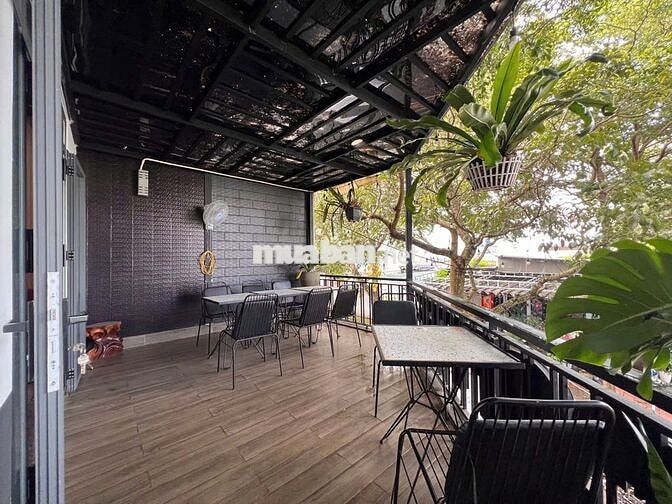 NHÀ GÓC 2 MẶT TIỀN – KHU BỆNH VIỆN THÀNH PHỐ
