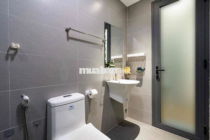 ✨CHO THUÊ CHDV CAO CẤP NGAY TẠI QUẬN 3 - 10 FULL NỘI THẤT CỬA SỔ TRỜI
