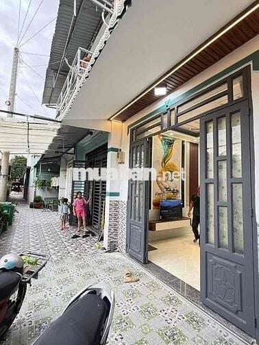 Nhà thổ cư Hóc Môn 4x8 bán gấp 399 triệu đường Nguyễn Văn Bứa