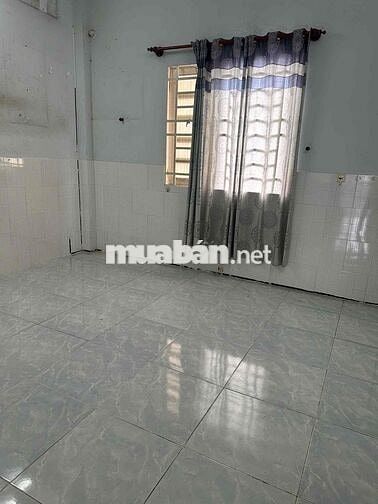 nhà mới đường 2D, 1trệt2lầu, 4PN, hẻm7m, mới sửa, sát chợ, 10tr