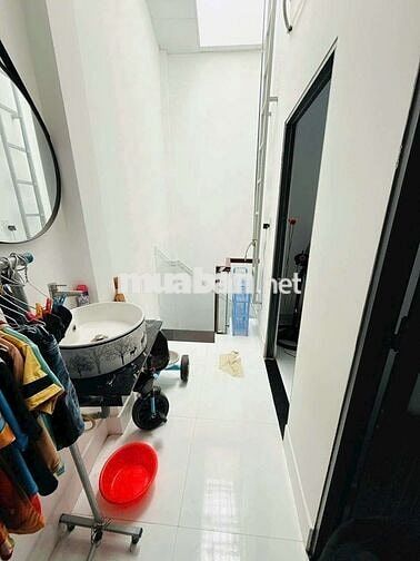 Nhà Mới Âu Dương Lân Quận 8 2 Tầng Sổ Hồng Riêng Cách HXH Vài Bước