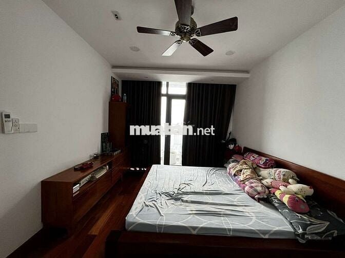 Q10-PENTHOUSE TẦNG 27 +28+SÂN THƯỢNG- CC XI GRAND COURT Q10
