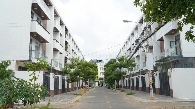 BÁN 2 CĂN NHÀ LIỀN NHAU - ĐƯỜNG 25 - P, BÌNH TRỊ ĐÔNG B ( 18.2 TỶ )