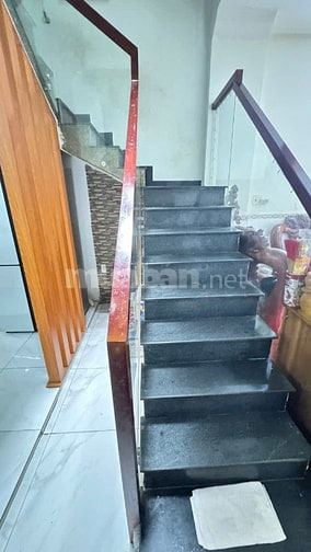 Bán nhà đường Nguyễn Chí Thanh p16 ,q11 đúc thật 4 tầng