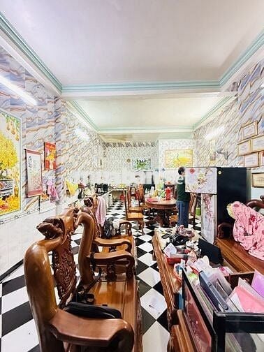 NHÀ 2 TẦNG,DT:70M2, HẺM ĐIỆN BIÊN PHỦ,P17,(P, GIA ĐỊNH) CHỈ 8,7 TỶ TL