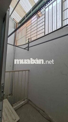 Nhà đẹp Nguyên Q1 – gần Mặt tiền, 3PN, 17tr/th – khu hiếm, ở GĐ,