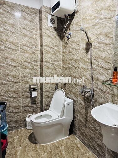 HÓT CĂN NHÀ 6 TẦNG TẠI NGÕ 227 THẠCH BÀN GIÁ CHỈ 8,5 TỶ,DIỆN TÍCH 33M²