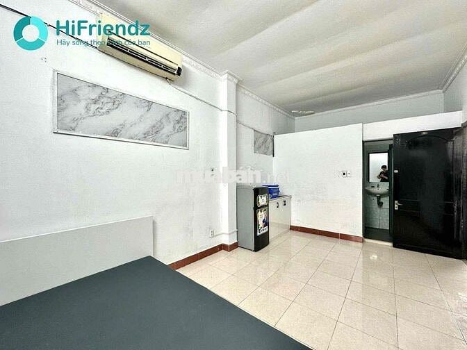 KHAI TRƯƠNG PHÒNG CỬA SỔ TO MỚI 100% NGAY NGÃ 7 LÝ THÁI TỔ