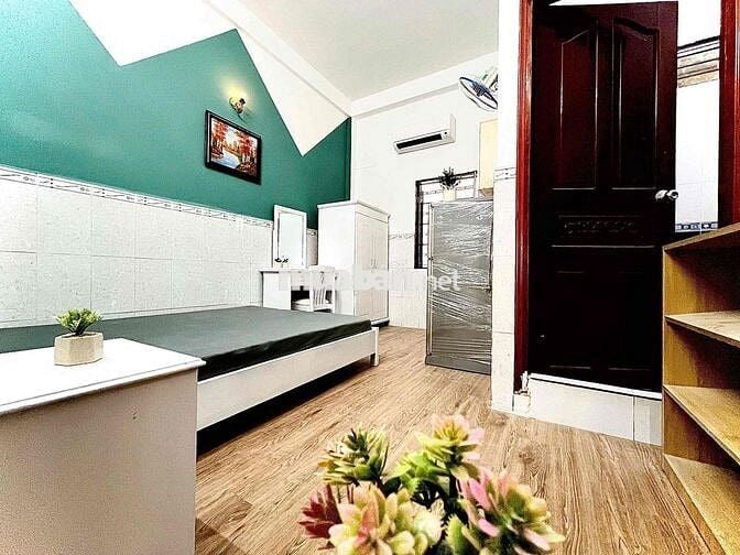 SIÊU PHẨM STUDIO CỬA SỔ ĐẦY ĐỦ NỘI THẤT CÁCH HUFLIT 200m