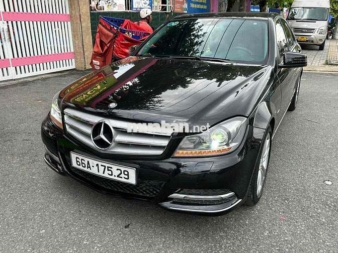 Mercedes Benz C Class 2011 C200 - 82000 km