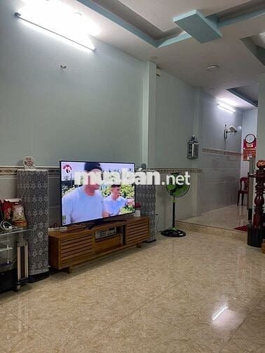 Cho Thuê Nhà 3 Lầu Mới Giá Rẻ Hẻm Đẹp Đường Huỳnh Thị Hai Q12