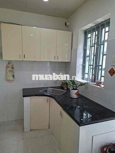 🏡Cho thuê nhà + sân vườn (hẻm CPhạm Hùng, hẻm trước nhà 6m xe hơi 🚘🚖 x