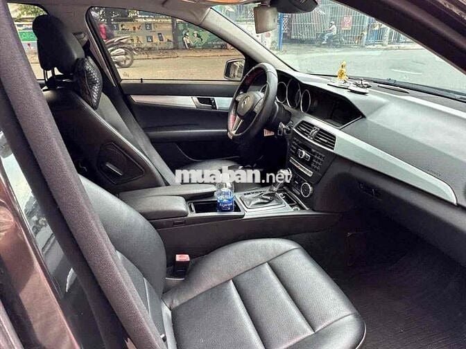Mercedes Benz C Class 2011 C200 - 82000 km