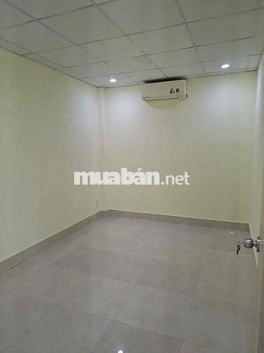 🏡Cho thuê nhà + sân vườn (hẻm CPhạm Hùng, hẻm trước nhà 6m xe hơi 🚘🚖 x