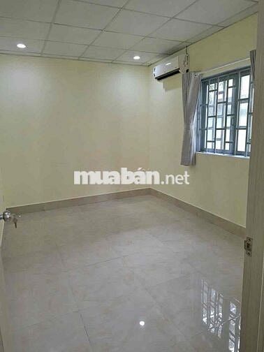 🏡Cho thuê nhà + sân vườn (hẻm CPhạm Hùng, hẻm trước nhà 6m xe hơi 🚘🚖 x