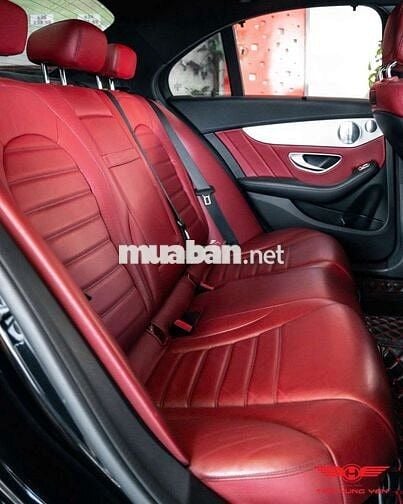 ♠️ Mercedes C300 AMG ♠️

 2016 lăn bánh 60.000 K