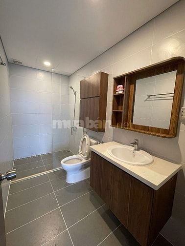 Cho thuê căn hộ có 3 phòng view biển đầy đủ tiện nghi