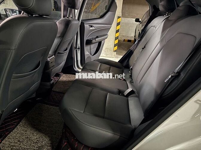 VinFast VF5 Plus 2024 Trắng  - 24.000Km Pin Mua