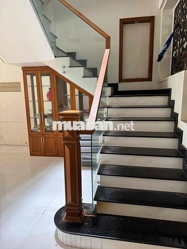 Bán nhà 5x26,2m đất 131m DTSD 330,8m KDC 6B