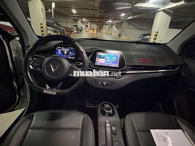 VinFast VF5 Plus 2024 Trắng  - 24.000Km Pin Mua