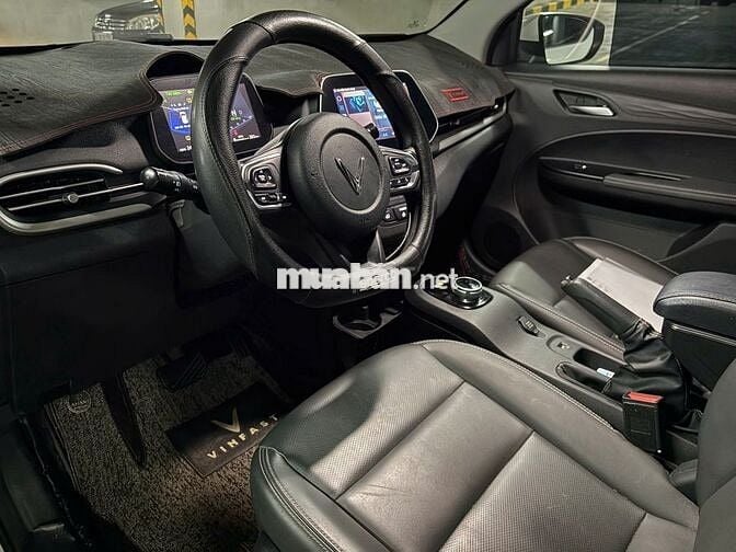 VinFast VF5 Plus 2024 Trắng  - 24.000Km Pin Mua