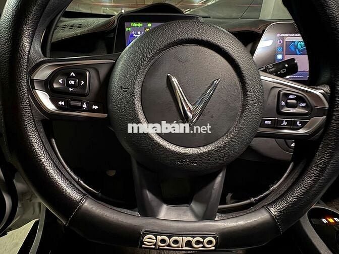 VinFast VF5 Plus 2024 Trắng  - 24.000Km Pin Mua