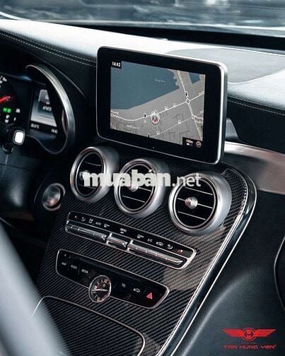 ♠️ Mercedes C300 AMG ♠️

 2016 lăn bánh 60.000 K