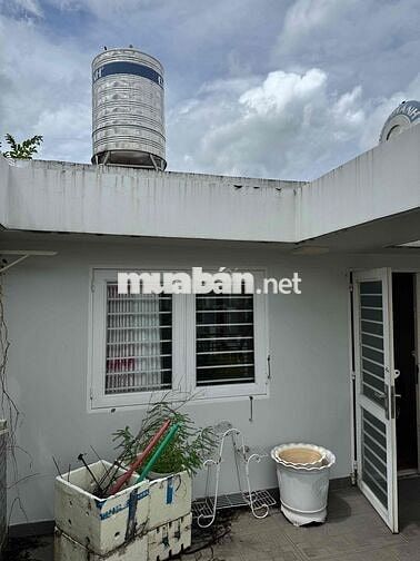 Bán nhà 5x26,2m đất 131m DTSD 330,8m KDC 6B