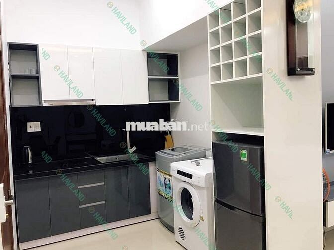 CĂN STUDIO CÓ BAN CÔNG VIEW PHỐ KHU VỰC HẢI CHÂU