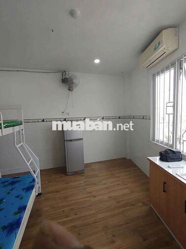 Nhà mới đẹp có thang máy bán rẻ